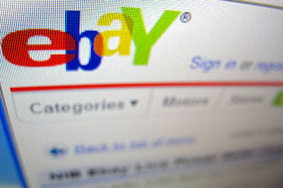 eBay продала 70% принадлежащей ей компании Skype