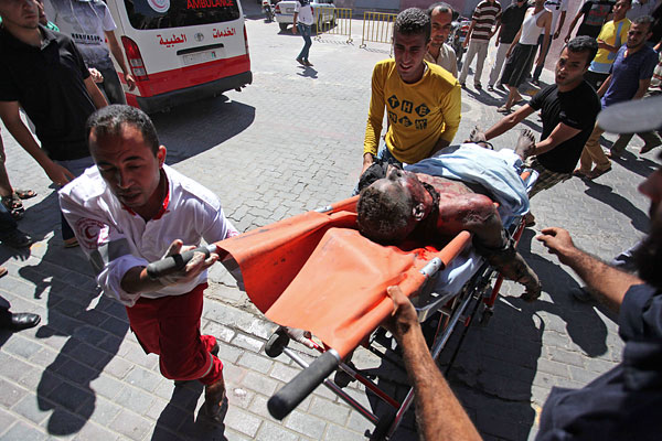 Не менее 28 палестинцев погибли в секторе Газа в результате начатой Израилем операции "Рубеж обороны".