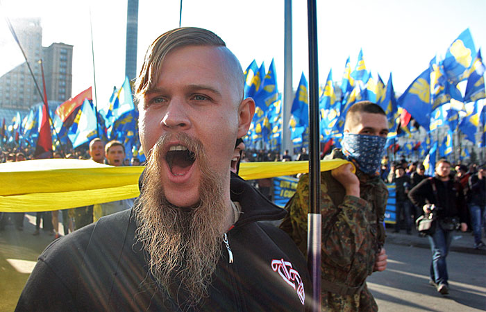 Марш сторонников партии "Свобода" в Киеве.