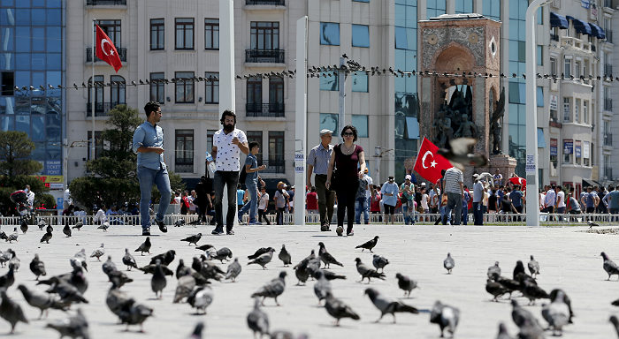 Эрдогана заподозрили в инсценировке военного переворота