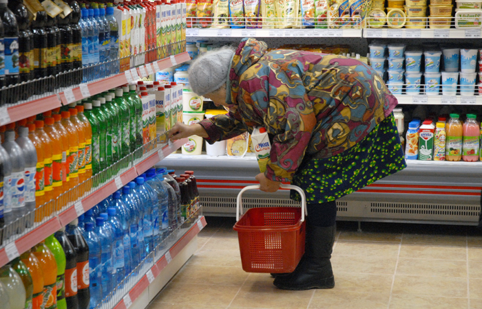 78% граждан России поддерживают введение продовольственных карточек для нуждающихся
