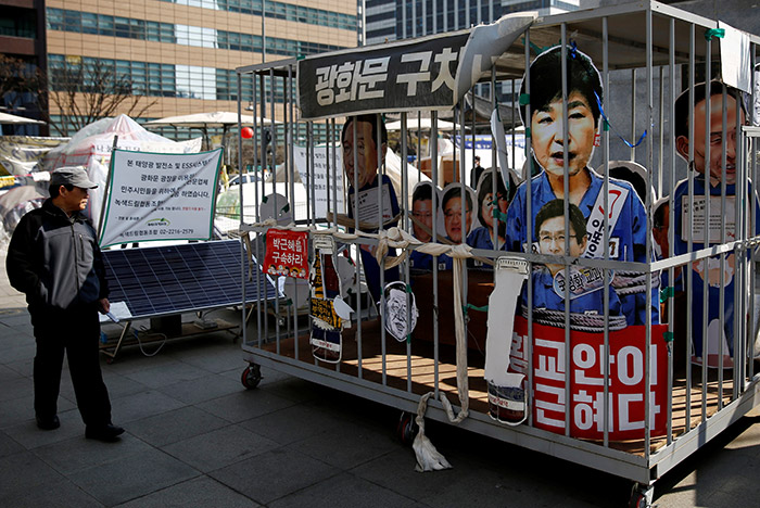 Экс-президенту Южной Кореи Пак Кын Хе предъявили обвинение в коррупции