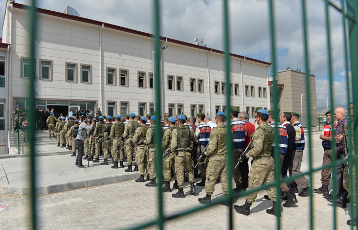 Попытка госпереворота в Турции: 23 человека приговорили к пожизненному
