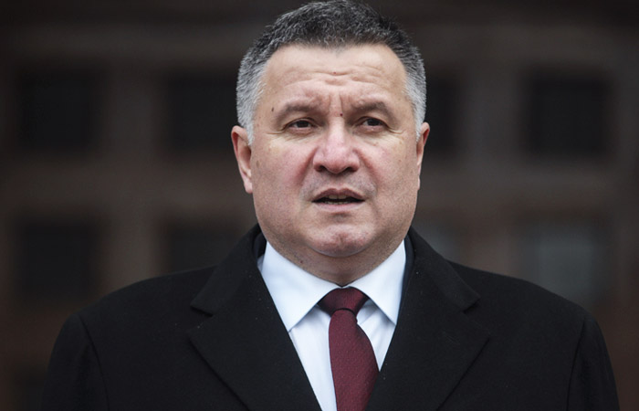 Аваков пообещал не допустить россиян в дипучреждения РФ на Украине 18 марта