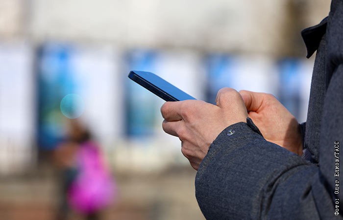 Сбер заявил, что 50-70 тыс. человек ежедневно переводят деньги телефонным мошенникам