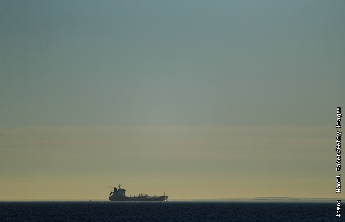 Британские военные будут задерживать находящиеся под санкциями суда в своих водах