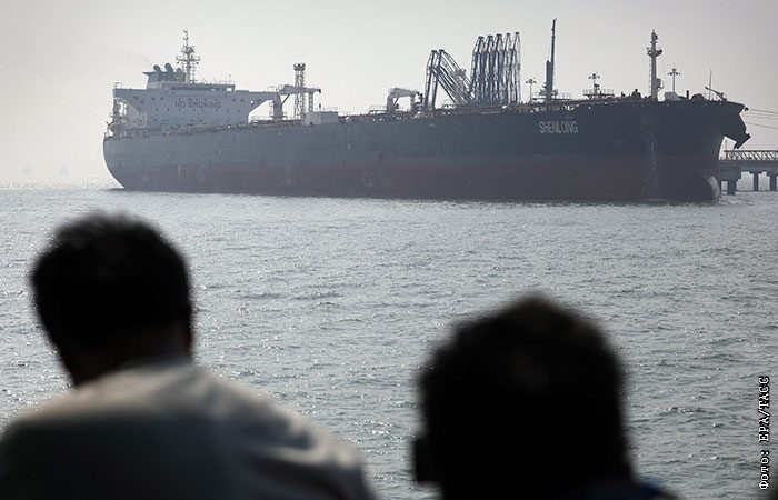 В марте 80% проходивших Ормузский пролив танкеров принадлежали Ирану или дружественным ему странам