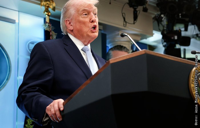 Трамп пригрозил разрушить весь Иран в ночь на среду