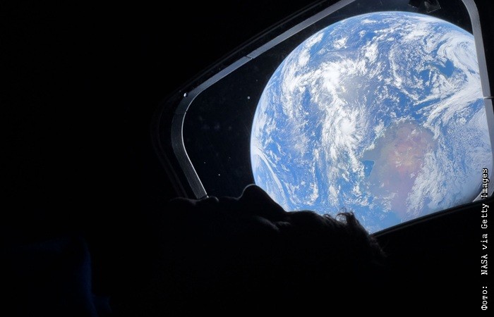 Лунный корабль 