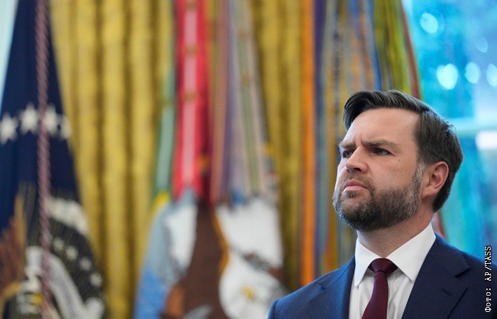 Вэнс сообщил о прогрессе на переговорах и призвал Иран 