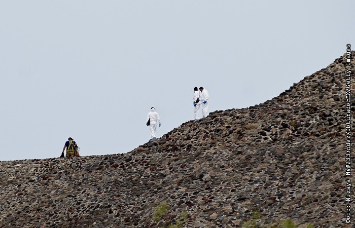 Тринадцать человек, в том числе россиянин, пострадали при стрельбе у пирамид в Мексике