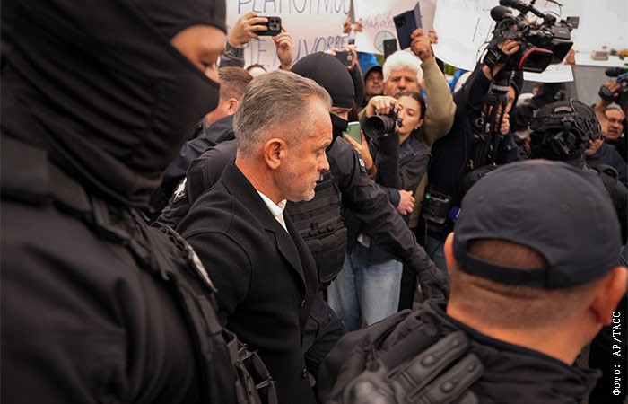 Молдавский олигарх, бывший лидер Демпартии Плахотнюк осужден на 19 лет