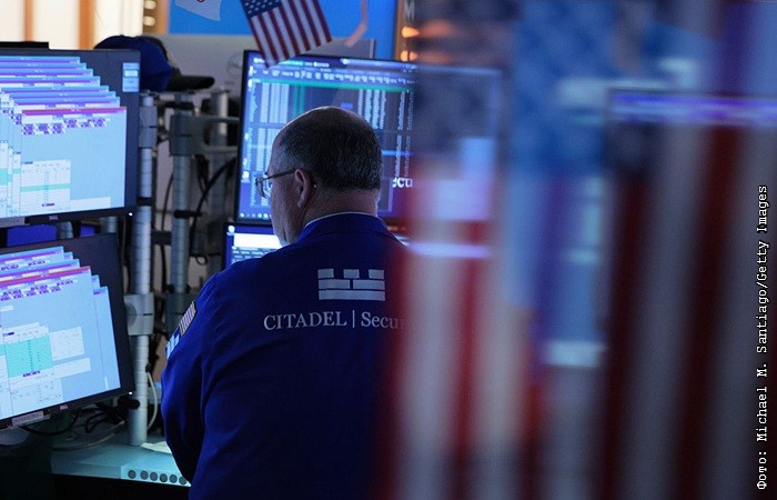 Фондовые индексы США завершили торги четверга в минусе