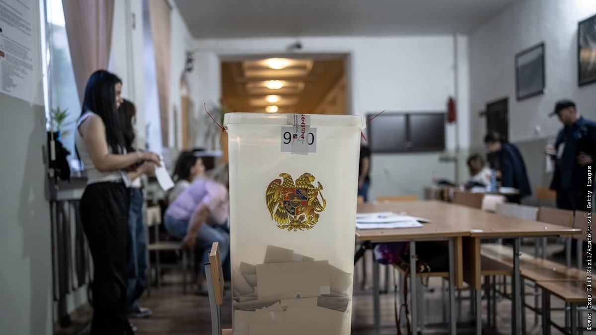 Партия Пашиняна набирает 51% на выборах в парламент после по