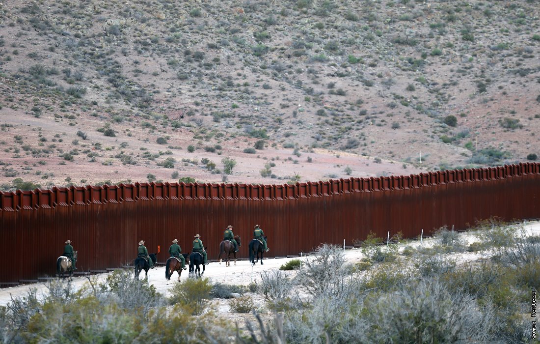 Стена между америкой и мексикой