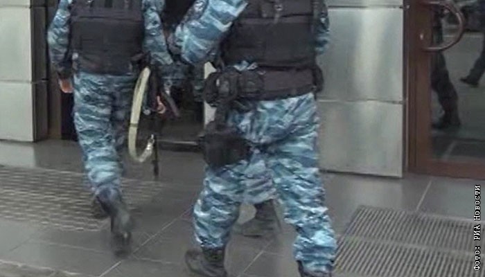 росавиация обыски сегодня. арест и задержание сотрудников росавиации. обыски в росавиации. выемка документов картинка для презентации. в росавиации прошли обыски.