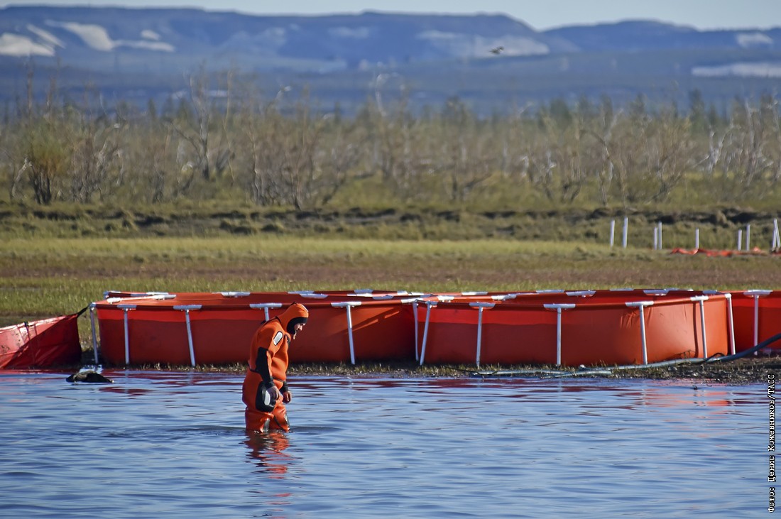 Разлив топлива в Норильске