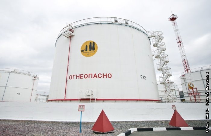 Добыча нефти в РФ в 2016 году выросла до рекордных 547,5 млн тонн