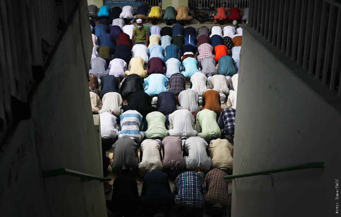 Мусульмане в Непале. Последователи Ислама. Мусульманский пост в Санкт Петербурге. Мусульманский пост 2023. Когда заканчивается месяц рамадан у мусульман