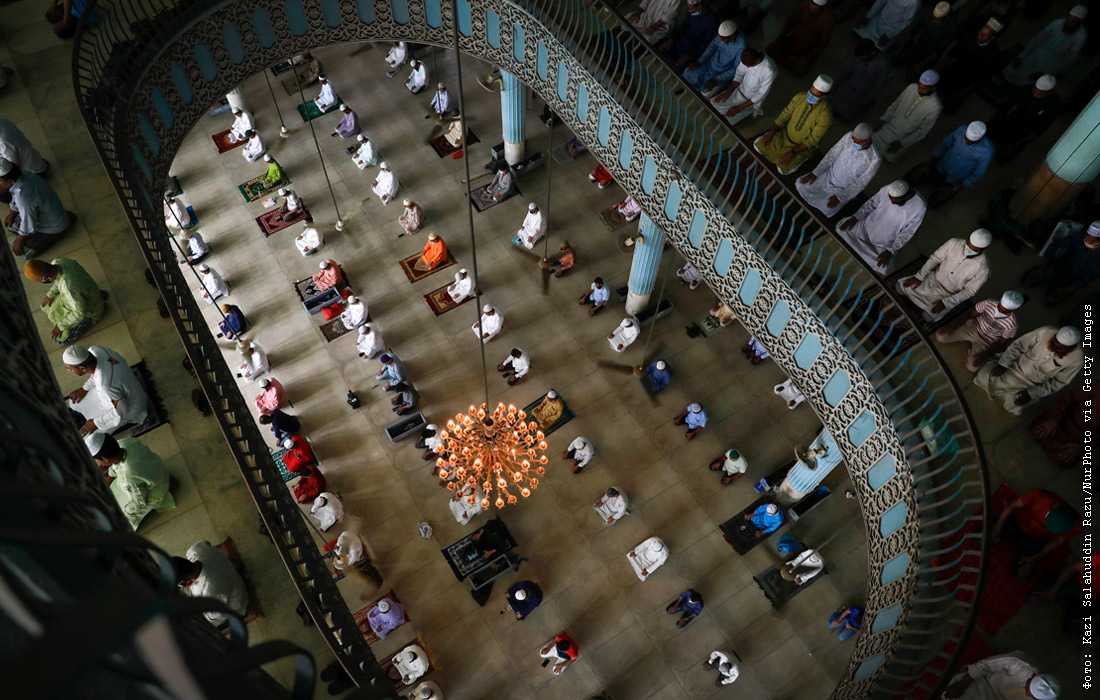 Какой сегодня мусульманский праздник 2024. Мусульманский пост. Рамадан фото. Рамадан фестиваль в Москве. Фото с праздником Рамадан.