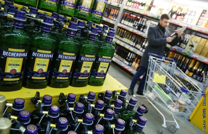 Алкогольная компания форд