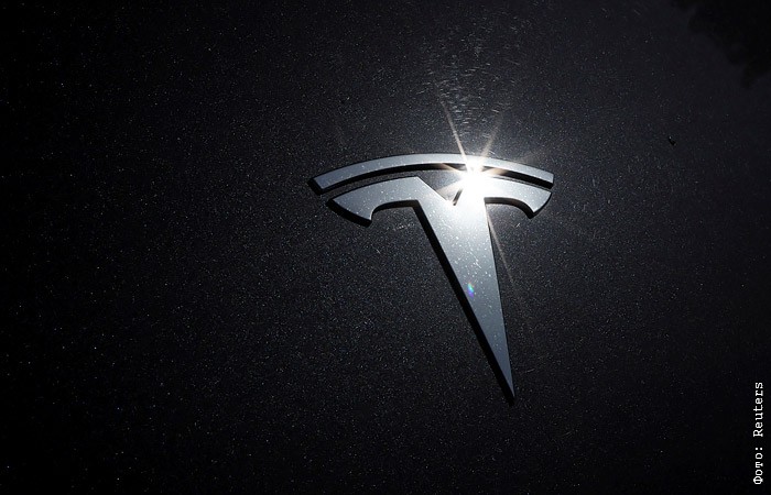 Значок машины tesla