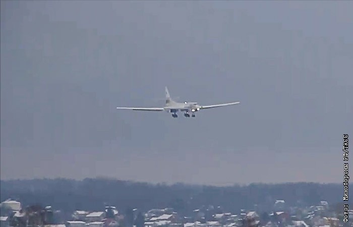Построенный с нуля бомбардировщик Ту-160М совершил первый полет