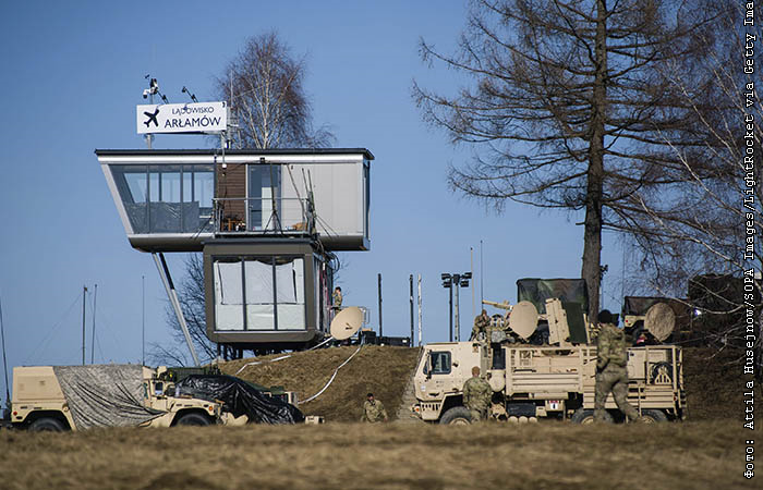 В Польше заявили о готовности к строительству постоянных баз НАТО