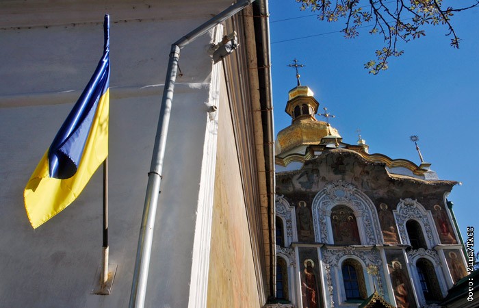 Собор Украинской православной церкви объявил о ее полной независимости