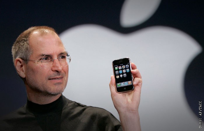 iPhone первого поколения продали на аукционе более чем за $190 тысяч