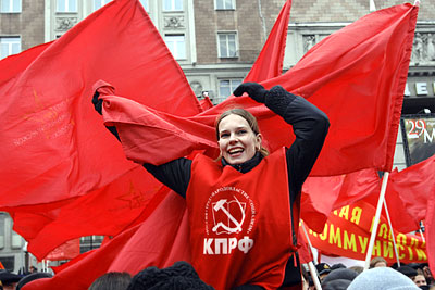 Митинг КПРФ, Союза советских офицеров и АКМ прошел в Москве в День защитника Отечества