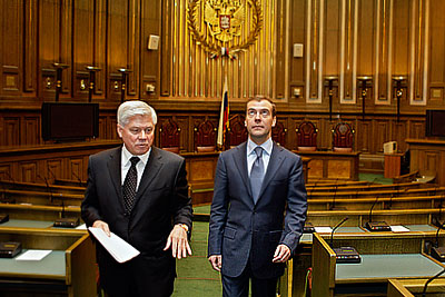 Д.Медведев посетил собрание, посвященное юбилею Верховного суда РФ