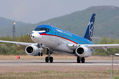 Первый полет самолета Sukhoi Superjet 100