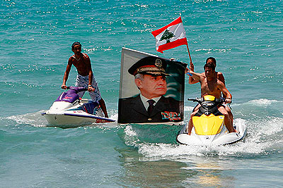 Президентом Ливана избран генерал Сулейман