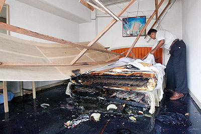 Взрывы в гостинице Бангладеш