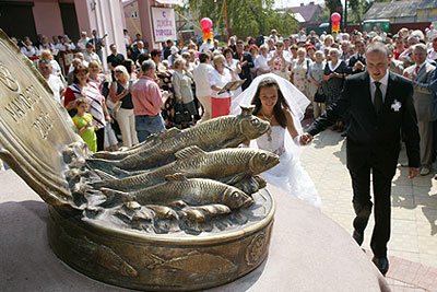 Памятник "Балтийским шпротам" в Калининградской области