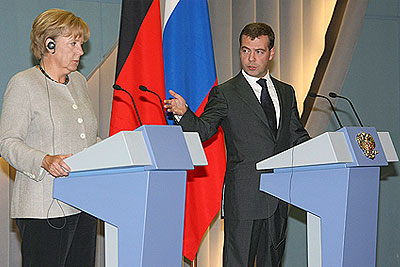 Меркель считает непропорциональным применение Россией силы против Грузии