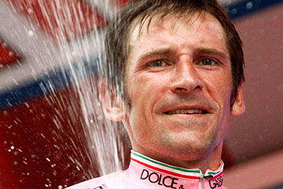 Денис Меньшов выиграл гонку на 60 км на "Джиро д‘Италия"