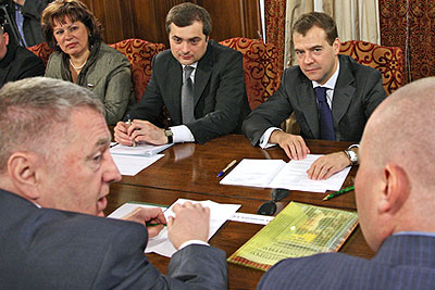 Медведев встретился с активом ЛДПР