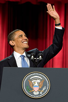 Обама обещает "новый старт" в отношениях с мусульманским миром