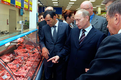 Путин - с инспекцией в "Перекресток"