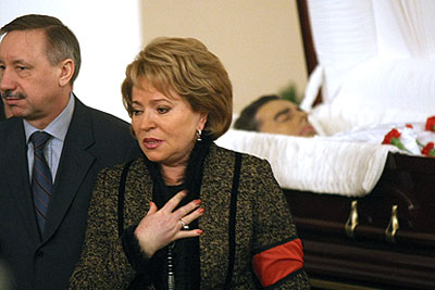 Прощание с экс-сенатором Санкт-Петербурга