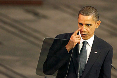 Обама принял Нобелевскую премию мира