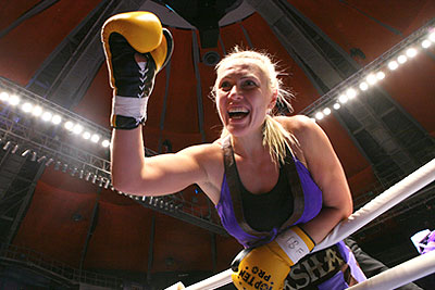 Рагозина стала чемпионкой мира по боксу в супертяжелом весе