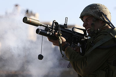 В операции в Газе задействованы около 10 тысяч солдат