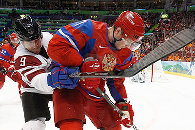 Хоккей: Россия выиграла у Латвии. 8:2
