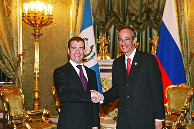 Президент РФ провел встречу с президентом Гватемалы