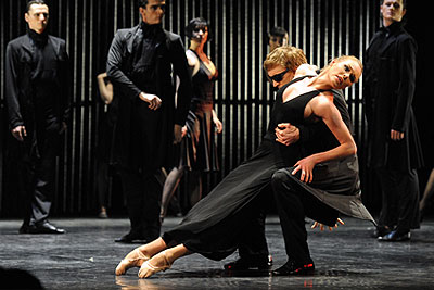 Балет "Онегин" в постановке Б.Эйфмана представлен в Москве