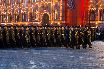 Первая ночная репетиция парада Победы на Красной площади