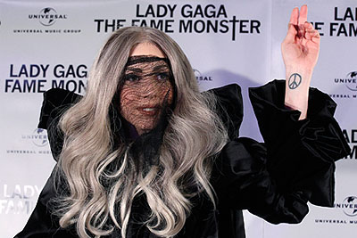 Певица Lady Gaga получила четыре платиновые и три ECHO награды